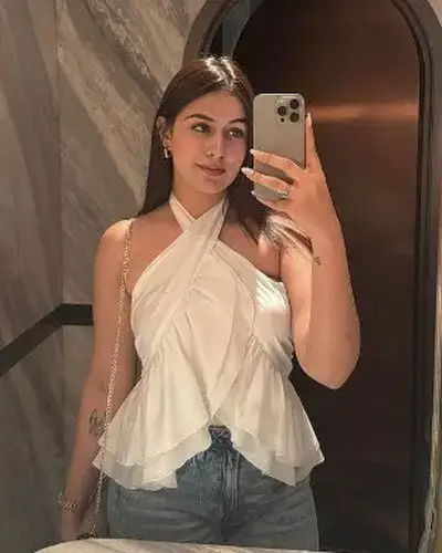 Escorts In Debra